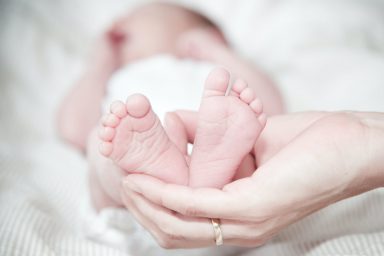 Kérelmezze a Köldökzsinór Program ellátásait újszülött gyermekének!