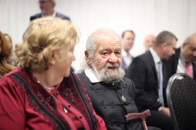 A 80 éves Dráfi Mátyás köszöntése november 23-án az Egressy Béni Városi Művelődési Központban